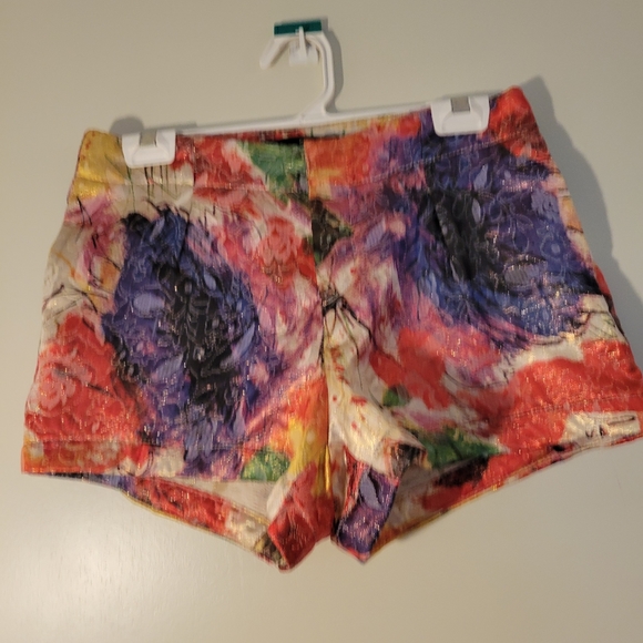 Oh Boy Women's Beautifully Designed Shorts - Picture 2 of 4